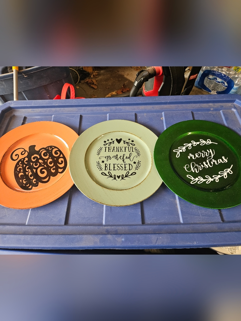 Holiday Decorative Plastic Plates